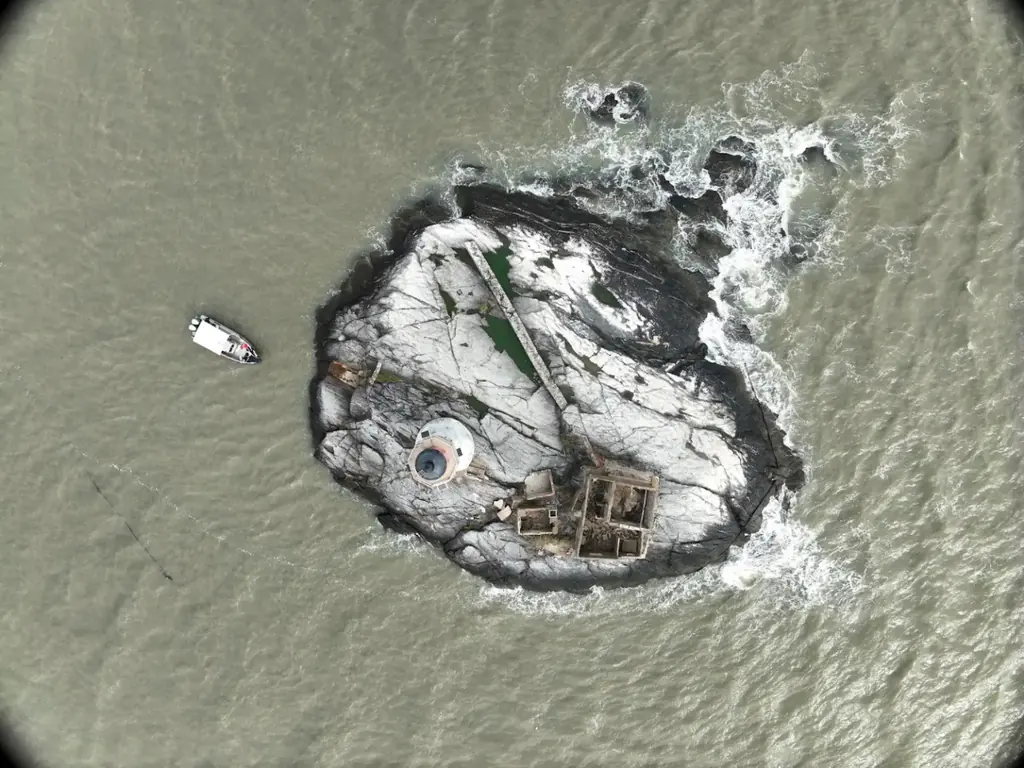 L’îlot du phare de l’Enfant Perdu, au large de Cayenne, décembre 2025