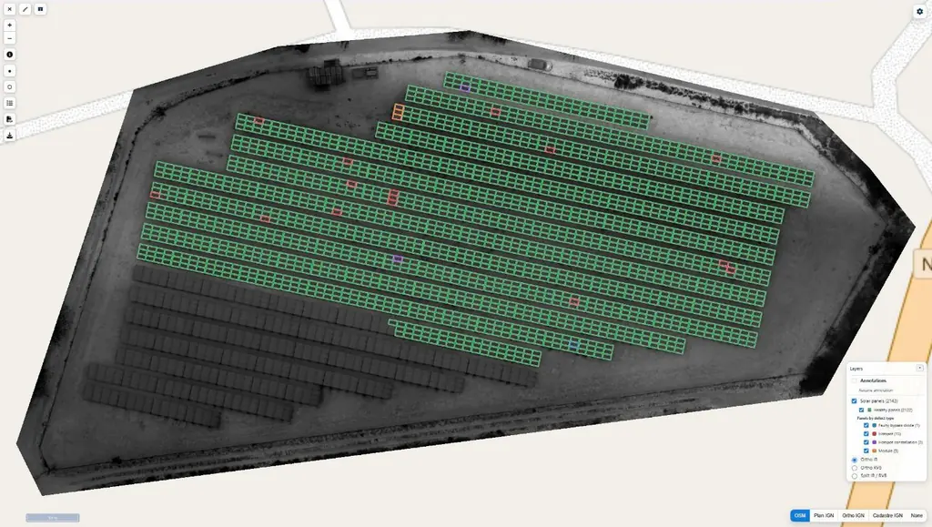 Infrared orthophoto of the Le Carbet plant: 2,143 panels in a grid, defects outlined by type